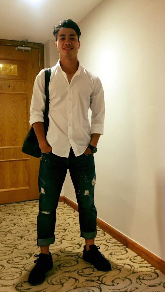 Anh dũng trên sân cỏ nhưng không thể ngờ Cuồng Phong Công Phượng lại diện quần rách-3