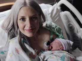 Sinh con ở tuần 22, mẹ bất lực nhìn con lịm dần vì bác sĩ dửng dưng-4