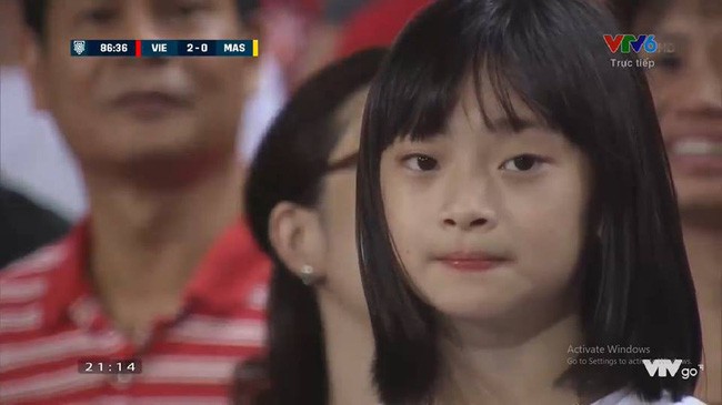 Không phải dàn CĐV nữ xinh đẹp, đây mới là gương mặt khiến dân mạng phát cuồng sau trận Việt Nam - Malaysia-2
