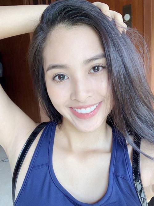 Mặt mộc mà đánh bại hoàn toàn các thí sinh Miss World, Việt Nam chắc chỉ có Tiểu Vy-1