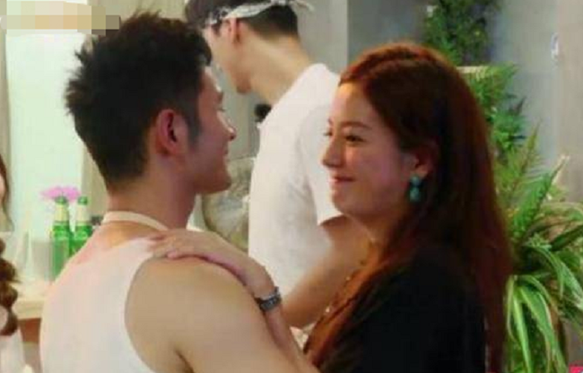 Angelababy quyết định ly hôn vì Huỳnh Hiểu Minh mãi không quên được Triệu Vy?-4