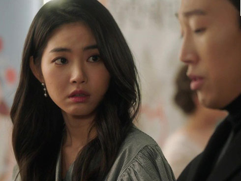 Ly hôn người chồng xăm trổ, mặt đầy vết chém, câu nói tại tòa của anh khiến tôi sững sờ-3