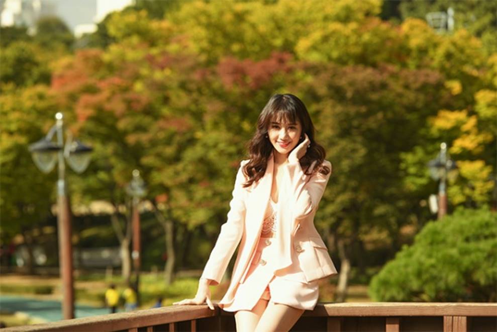 Hari Won khoe vẻ đẹp không tuổi, quyến rũ đến khó cưỡng-7