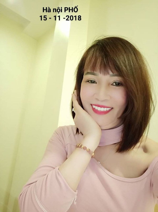 Hết làm răng rồi lại khoe tóc ngắn thời thượng, nhiều người thốt lên không thể nhận ra cô dâu 62 tuổi-1