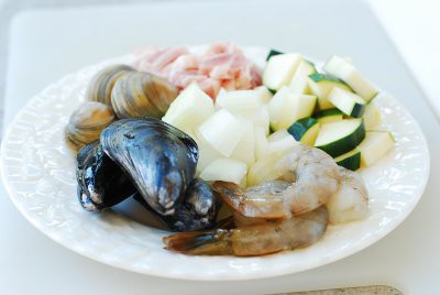 Trời lạnh mà có tô canh đậu phụ kim chi hải sản thế này thì quả là tuyệt đỉnh-1