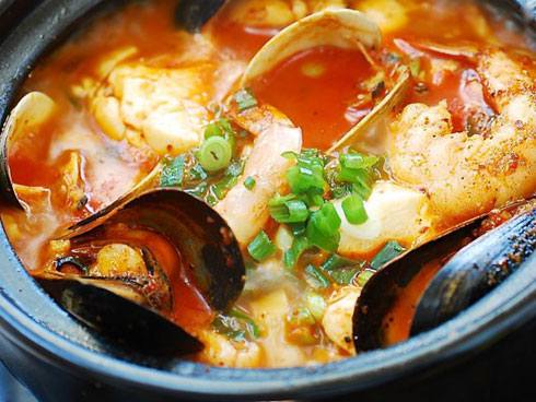 Nghe lời mẹ chồng chỉ bảo, rán đậu giòn lên rồi tôi làm thêm 1 bước này nữa, nào ngờ cả nhà ăn hết veo-2