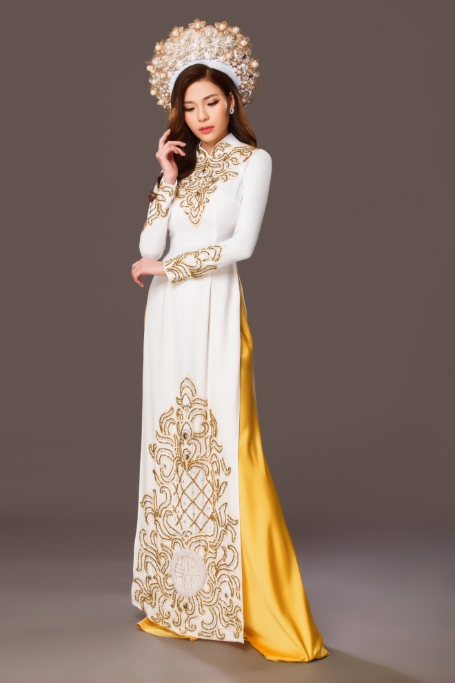 Vừa sinh con được 4 tháng, Thúy Diễm duyên dáng trong tà áo dài-15