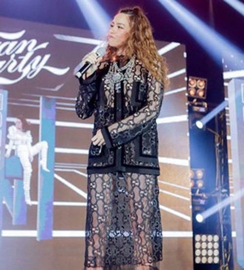 Biểu tượng thời trang như Hồ Ngọc Hà cũng có ngày mặc xấu không khác gì thảm hoạ-3