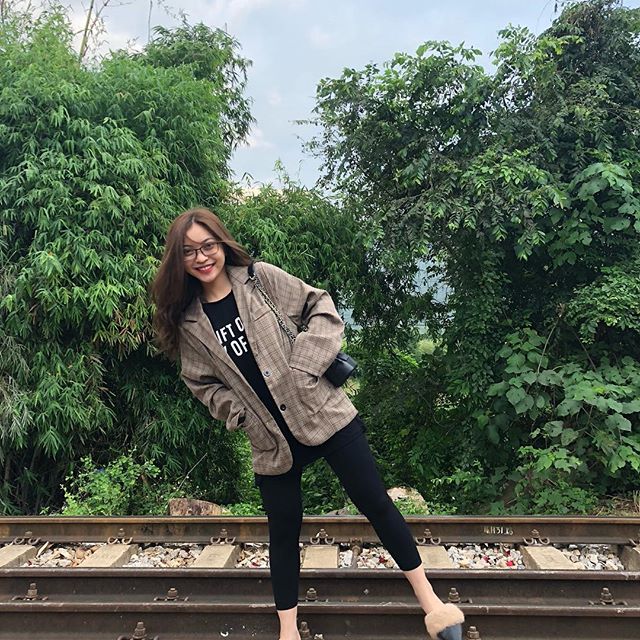 Ngạc nhiên chưa, dàn mỹ nam ĐTVN thích đá cặp với sinh viên đại học hơn chân dài showbiz-4