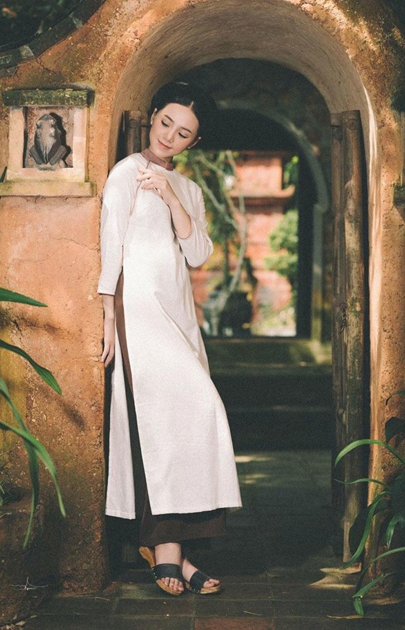 Trút bỏ sự quê mùa trên phim ảnh, em gái Lan cave trở thành cô gái cực sexy đốt mắt-15