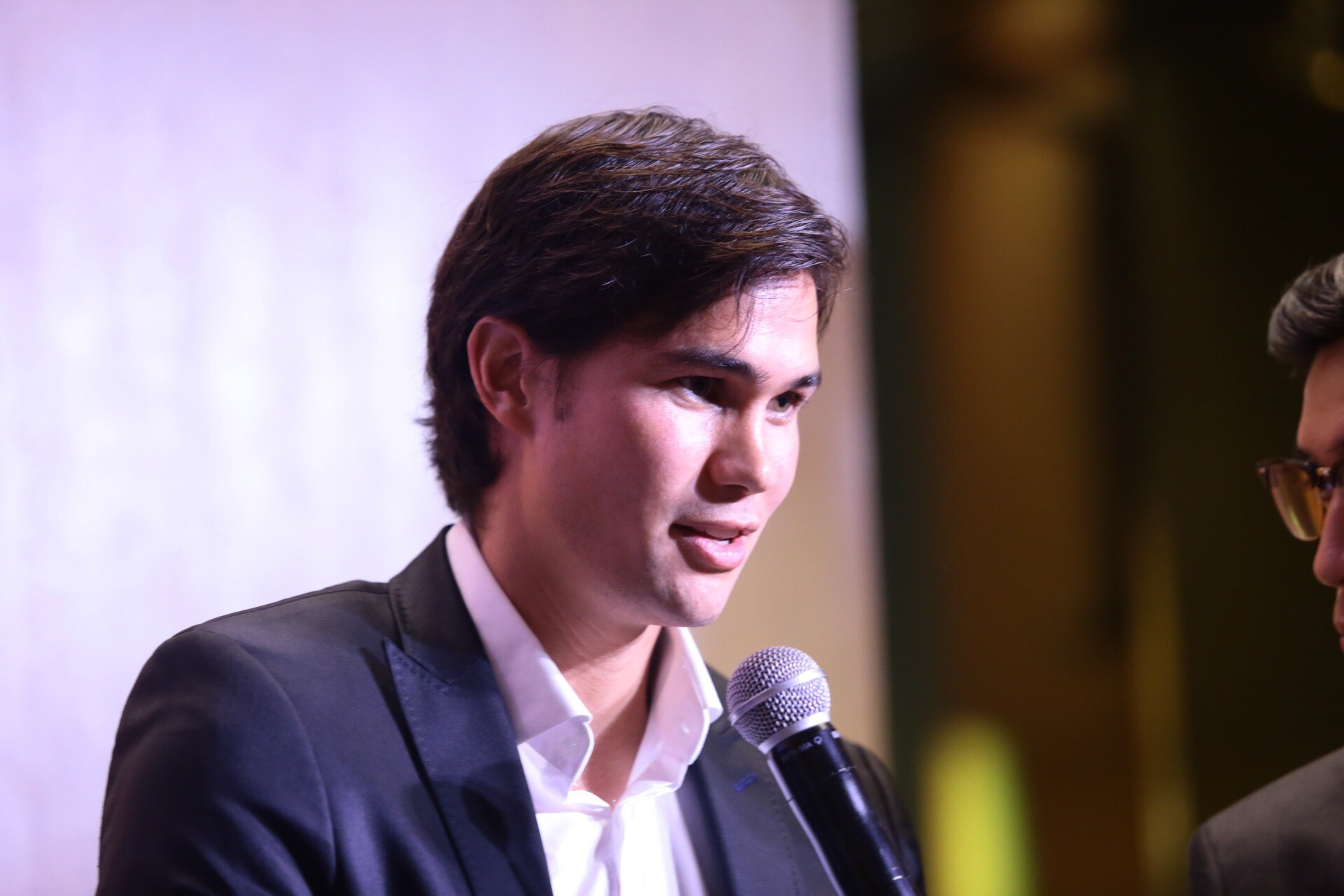 Top chân sút vĩ đại nhất Đông Nam Á: Trai đẹp 6 múi tuyển Philippines vượt mặt huyền thoại Công Vinh của Việt Nam-4