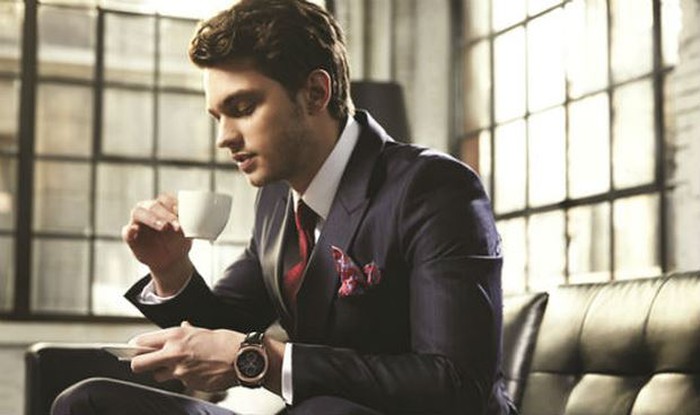 Thanh niên 26 tuổi có đầy đủ ô tô, xe SH nhưng đi xe điện để thử lòng bạn gái và cái kết dễ đoán-1