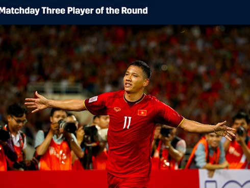 Xe đua F1 lao qua như cơn gió trước khu vực sân vận động Mỹ Đình, ngàn người hò reo-8