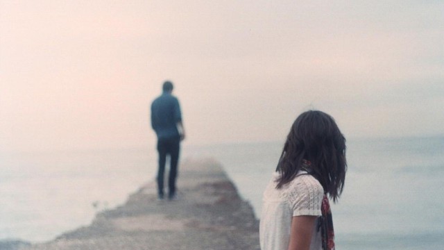 Cặp vợ chồng ai trông cũng thấy ngời ngời hạnh phúc nhưng cô vợ lại có một bí mật động trời được cất giấu-1