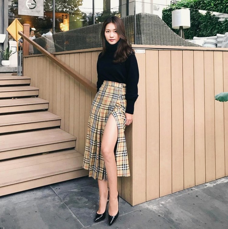 Khánh Linh, Chi Pu mix đồ ấn tượng với tông màu camel chuẩn trend xuống phố-7