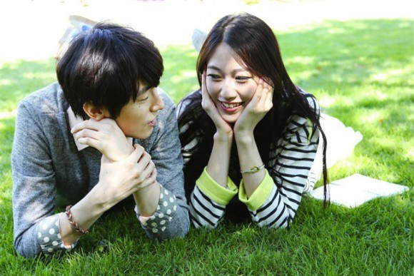 Quá bức xúc trước những tấm hình họp lớp của vợ đăng lên facebook, tôi đã vượt cả 100km trong đêm để về quê-1