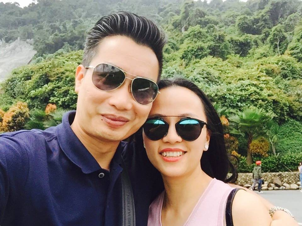 Sau 15 năm kết hôn, MC đình đám của VTV mới khoe ảnh cận mặt vợ, nhan sắc cô ấy khiến ai nấy bất ngờ-3