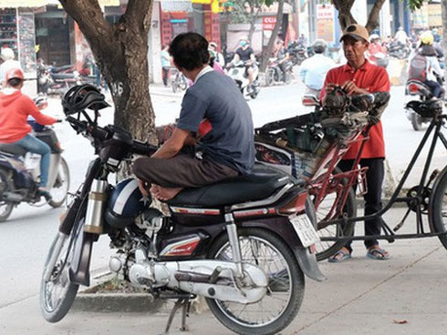 Nghe đồn con gái có đôi tay lạnh là người chung thuỷ, dân mạng nói 1 câu thô nhưng thật nghe muốn gục ngã-2