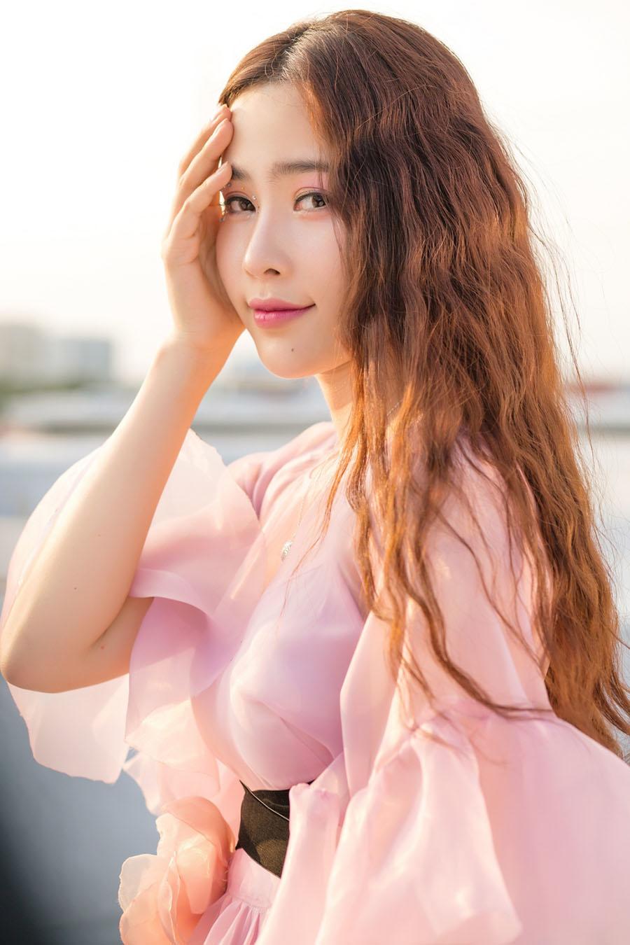 Ở tuổi 22, Hoa hậu Kỳ Duyên làm được điều khiến nhiều sao lớn hơn phải nể phục-9