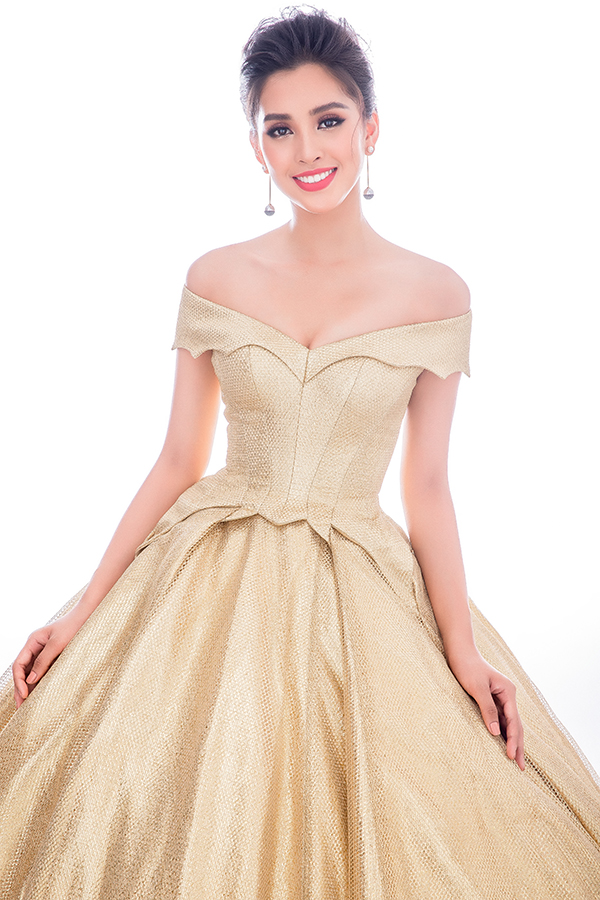 Lộ diện bốn chiếc đầm dạ hội Hoa hậu Tiểu Vy mang đến Miss World 2018-6