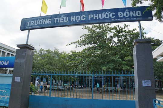 Nha Trang: Thầy cô đón 20-11 trong bùn, người chết vẫn tăng-4