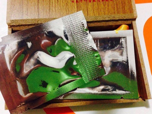 Cận cảnh giao dịch sôi động ở 'chợ' bán... cái ngàn vàng giá rẻ