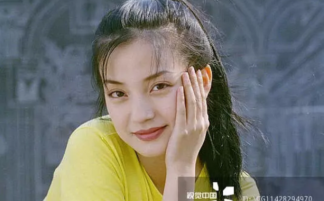 Cách đây 20 năm, vì người đàn ông này mà Triệu Vy quyết định cự tuyệt tình cảm của Huỳnh Hiểu Minh-3