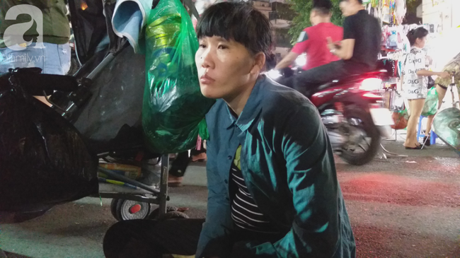 Bé gái 1 tháng tuổi phải đắp chăn nằm vỉa hè chợ Đồng Xuân: Gia đình muốn đón nhưng người mẹ đều bỏ trốn-5