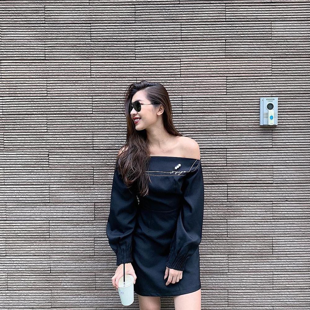 Mặc chị em đón đầu xu hướng với áo sweater đa sắc màu, Chi Pu mát mẻ diện váy rộng thùng thình như bà bầu-2