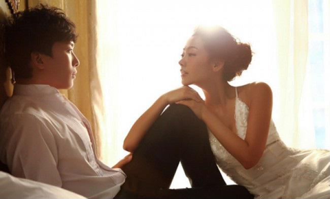 Nhìn một sự thay đổi trong phòng ngủ, tôi đã phát hiện chồng dẫn gái về nhà-1