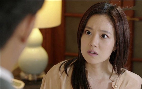 Nhìn một sự thay đổi trong phòng ngủ, tôi đã phát hiện chồng dẫn gái về nhà-2