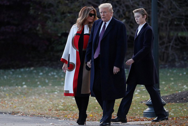 Gia đình Tổng thống Trump gây sốt khi xuất hiện cùng nhau nhưng soái ca đẹp trai lạnh lùng này mới là tâm điểm-3