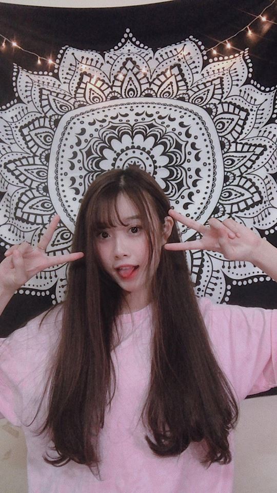 Bạn gái xinh như thiên thần của Văn Toàn khiến hội chị em buồn lòng-7