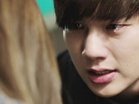 Lên mạng kể khổ vì lỡ