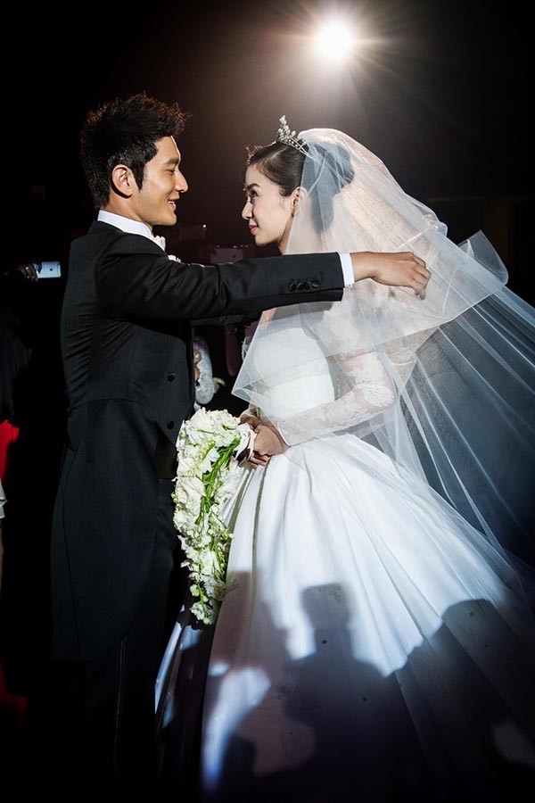 Huỳnh Hiểu Minh - Angela Baby đã ly hôn, con trai ở với bố?-4