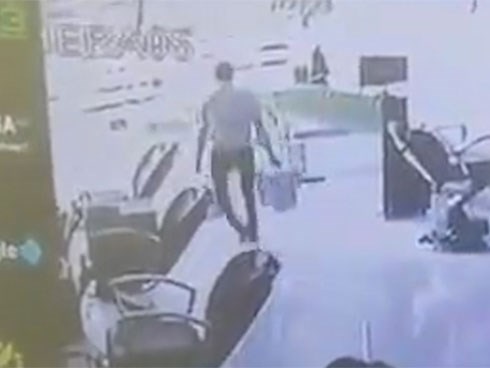 Tên trộm lên cơn đau tim, chết gục khi đi cướp tiền