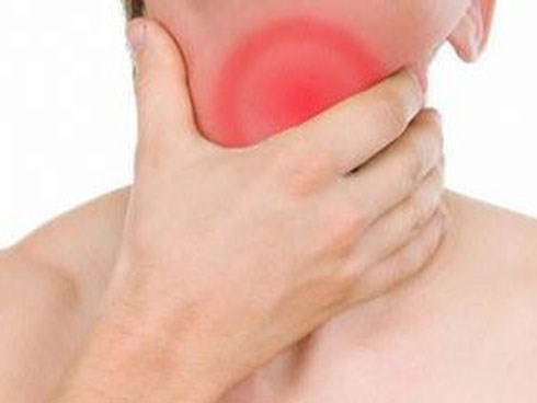 16 tuổi mắc ung thư vòm họng do thói quen mà rất nhiều đàn ông Việt đang mắc