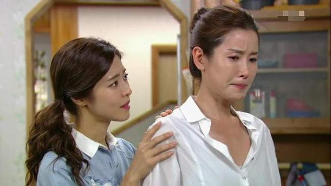 Bạn của chồng mô kích để cả hai bất hòa, vợ trẻ chơi chiêu gậy ông đập lưng ông khiến họ méo mặt-2