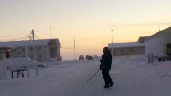 Một thành phố ở Mỹ phải trải qua 65 ngày không thấy Mặt Trời: Chuyện gì đang xảy ra?-1