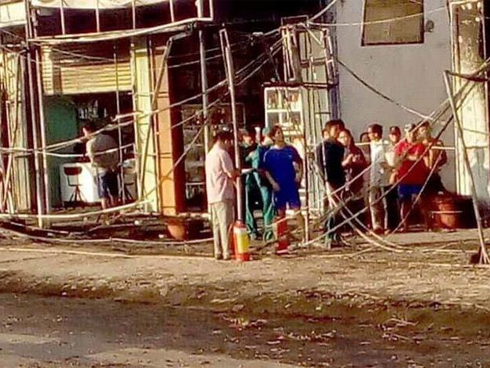 Thông tin chính thức vụ xe bồn chở xăng lao vào nhà dân khiến 6 người chết, 19 căn nhà cháy rụi-4