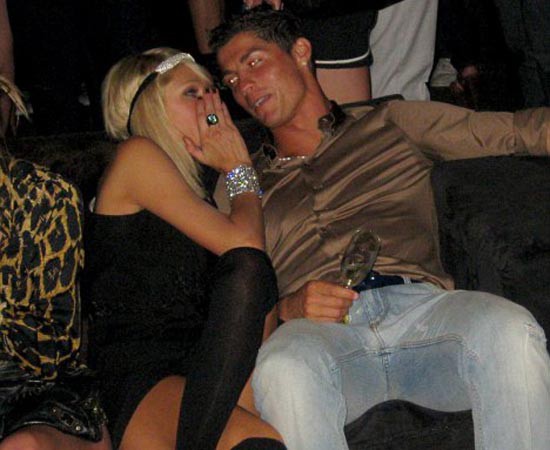 Tình sử đầy thị phi của Cristiano Ronaldo trước khi đính hôn: Từ siêu mẫu Victorias Secret đến tiểu thư nhà giàu lộ băng sex-8