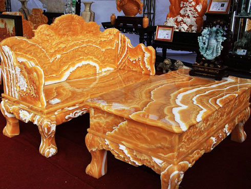 Đấu thắng tỷ phú Trung Quốc, đại gia Việt mua khối ngọc 5 tấn lớn nhất châu Á-21