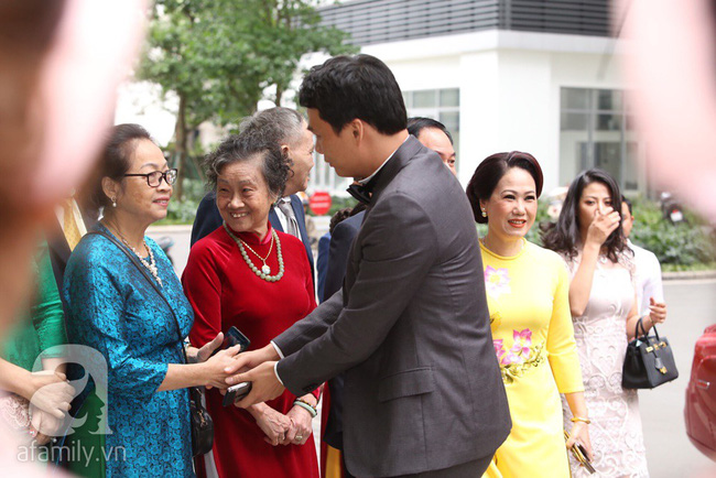 Cuối cùng chú rể của Á hậu Thanh Tú lộ diện, hóa ra lại là đại gia quen mặt đình đám trong giới doanh nhân Việt Nam-4