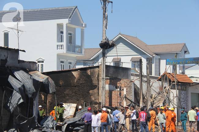 Người dân kể lại giây phút xe bồn bốc cháy ngùn ngụt: Nhiều người chỉ biết la hét, đập cửa tìm cách thoát ra-13