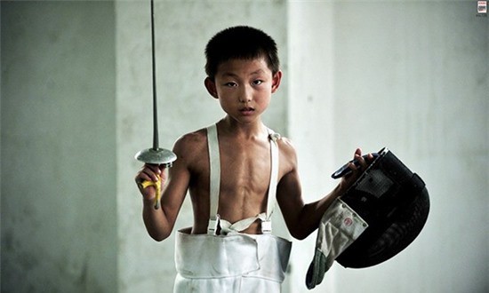 Bên trong những lớp học huấn luyện thể thao, nghệ thuật khắc nghiệt đến kinh hoàng tại Trung Quốc-13