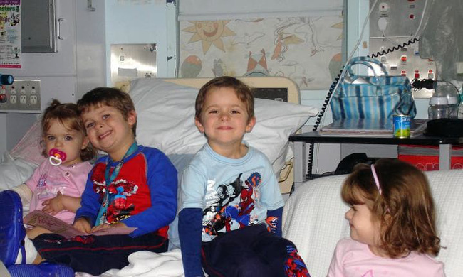 Con gái liên tục khát nước, mẹ thấy nghi cho đi khám thì phát hiện con mắc căn bệnh ít ai ngờ tới-1