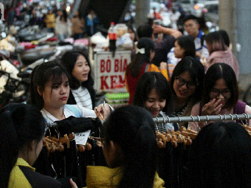Những kiểu người kinh điển trong ngày Black Friday: Kẻ sống chết vì săn sale, người bình tâm ở nhà vì ví rỗng-6