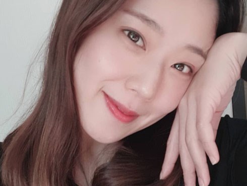 Muốn da đẹp bất chấp tuổi tác, các nàng hãy nghe 7 lời khuyên từ tận đáy lòng của những người phụ nữ ngoài 40