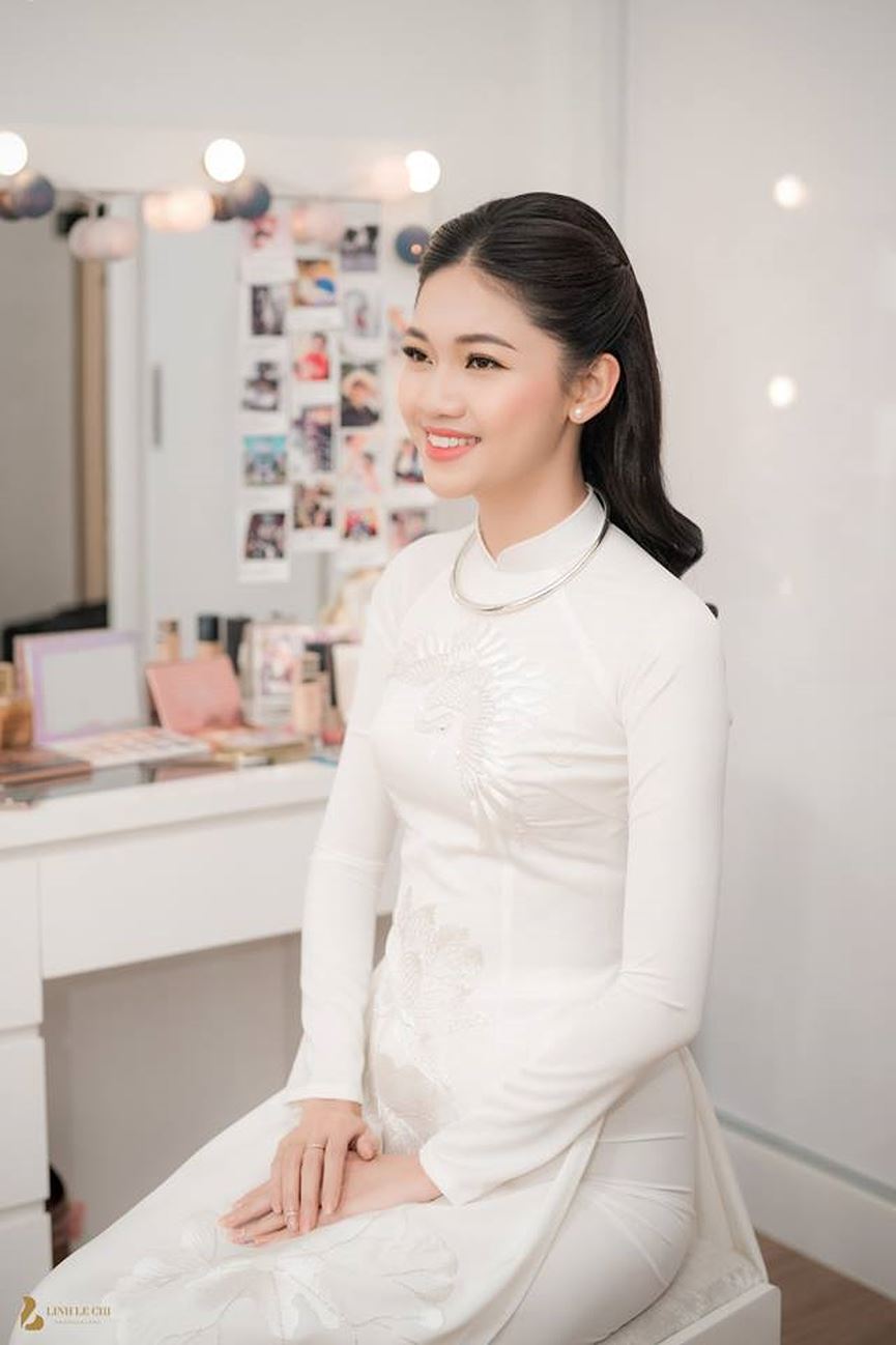 Những khoảnh khắc đặc biệt trong lễ ăn hỏi của Á hậu Thanh Tú-6