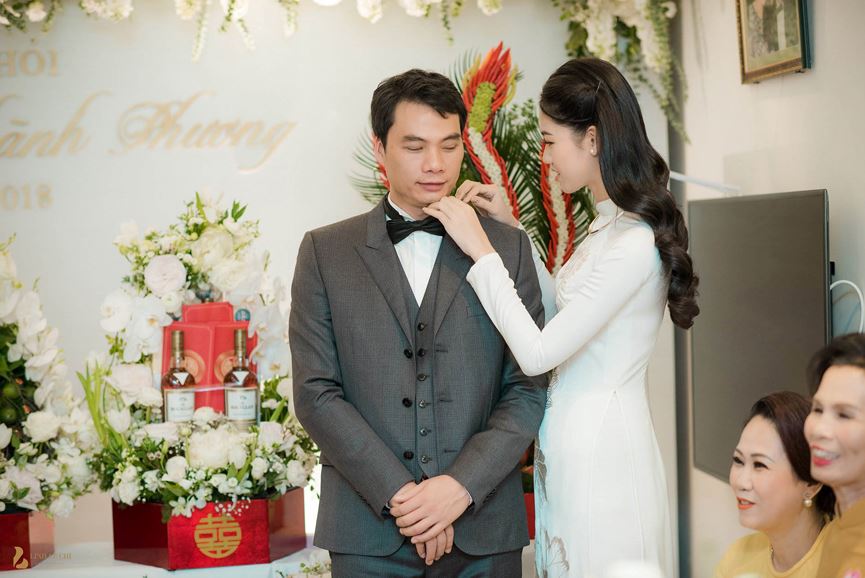 Những khoảnh khắc đặc biệt trong lễ ăn hỏi của Á hậu Thanh Tú-19